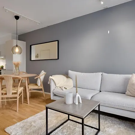 Stylish 2-br Retreat In Heart Of Vibrant * Bergen