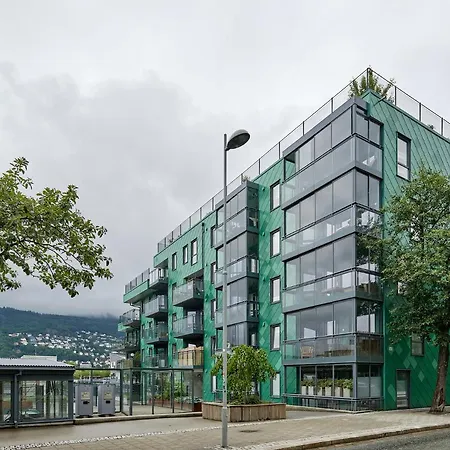 Stylish 2-br Retreat In Heart Of Vibrant Apartment Bergen